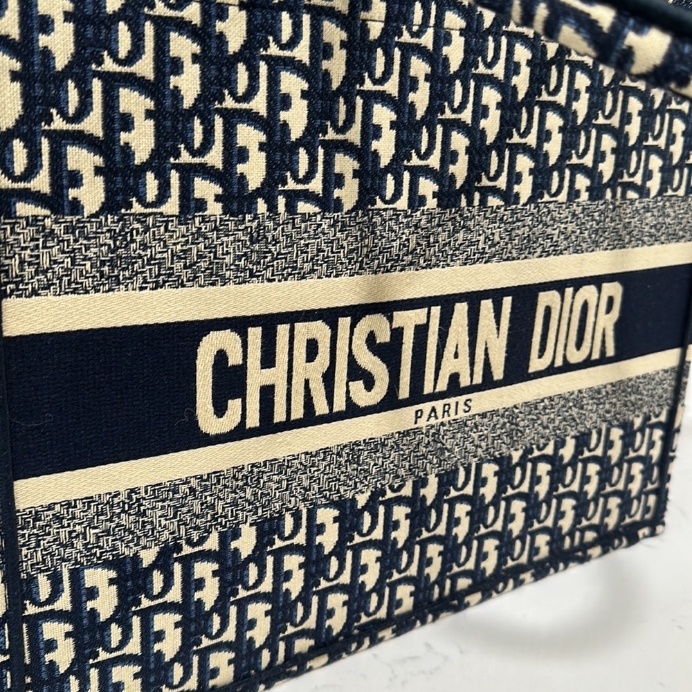 Dior tote